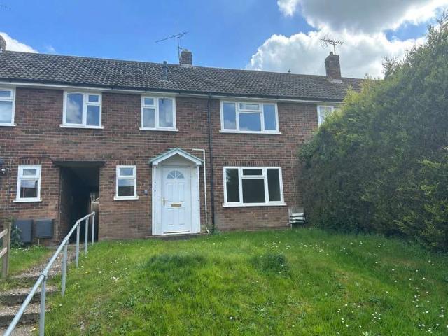 House for sale in Burghfield Common, West Berkshire