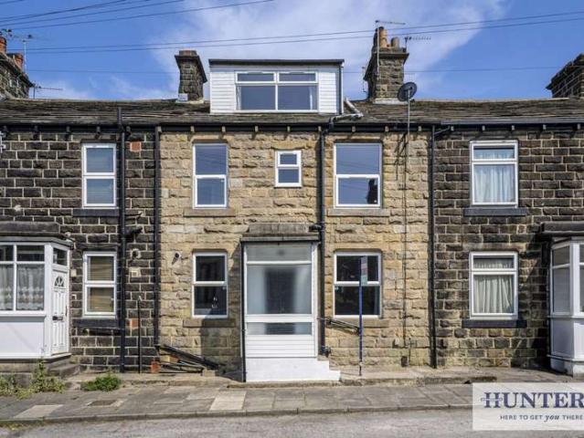 House for sale in Rufford Park, Yeadon