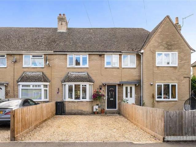 House for sale in Fossebridge, Gloucestershire