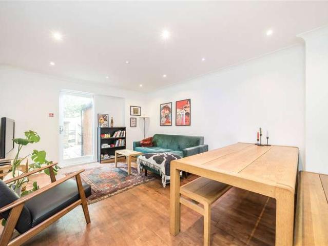 House for sale in Whitechapel, Greater London