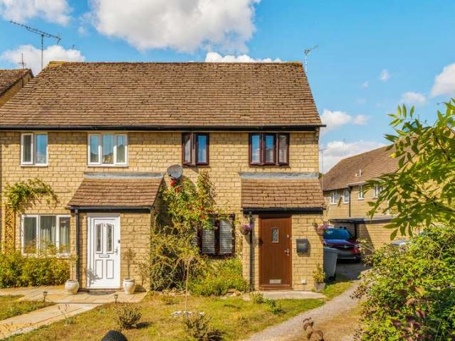 House for sale in Black Bourton, Oxfordshire