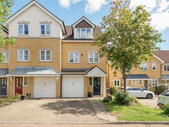 House for sale in The Hale, Greater London