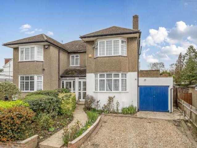 House for sale in Northwood, Greater London