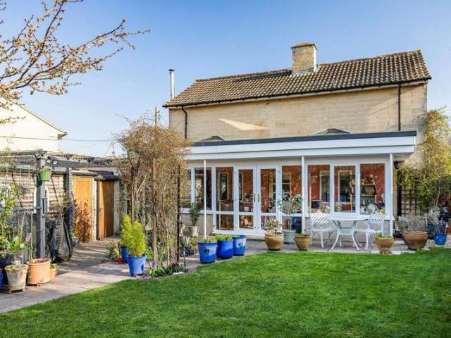 House for sale in Fossebridge, Gloucestershire
