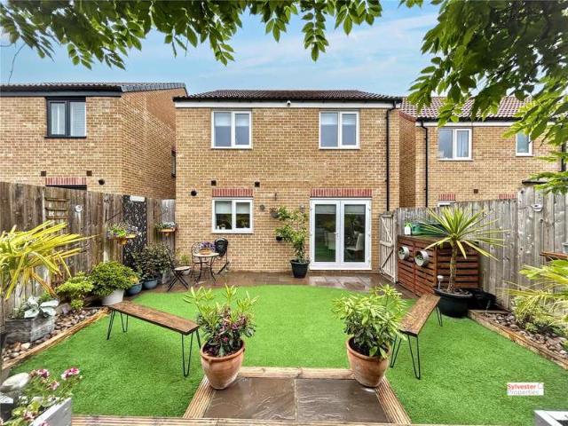 House for sale in Stanley