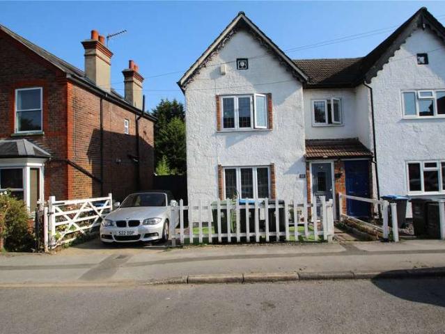 House for sale in Pouchen End, Hertfordshire