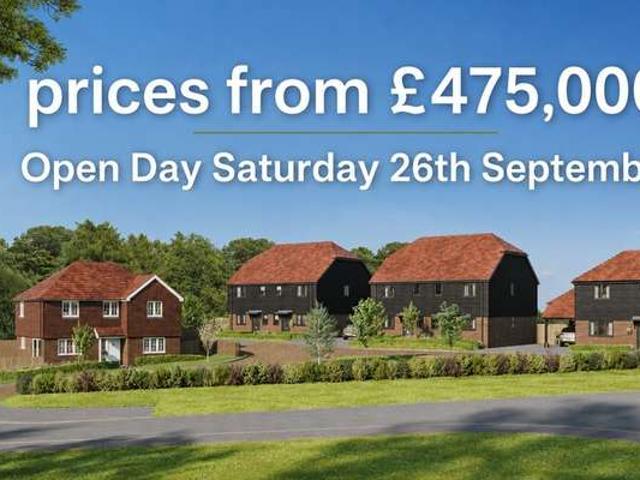 House for sale in Tedfold, Horsham