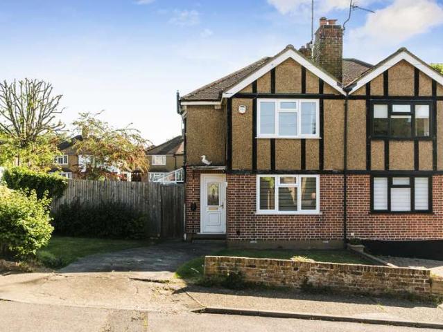 House for sale in Moneyhill, Batchworth