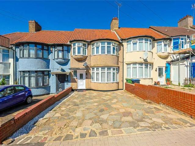 House for sale in Kingsbury, Greater London