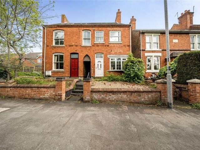 House for sale in Elmfield, Leicestershire