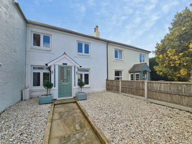 House for sale in Easton, Freshwater
