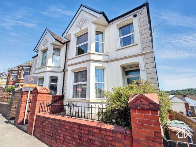 House for sale in Blackwood, Wales