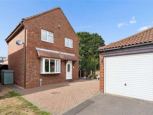 House for sale in London Borough of Havering, Greater London