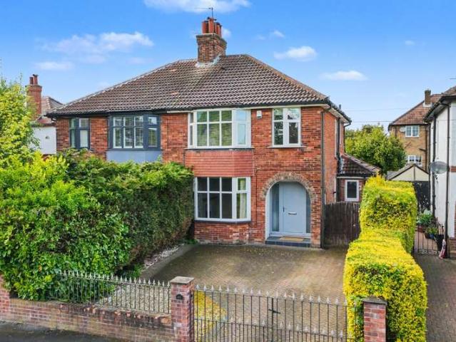 House for sale in High Harrogate, Harrogate