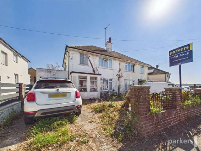 House for sale in Whitley Wood, Reading