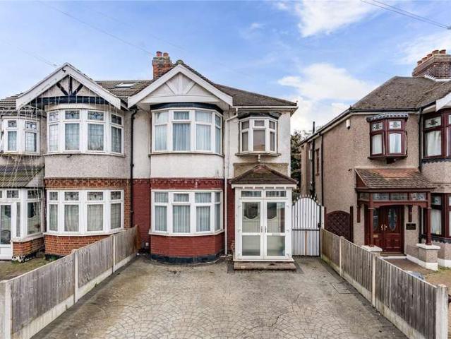 House for sale in Marks Gate, Greater London