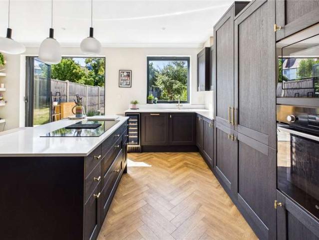 House for sale in Streatham, Greater London
