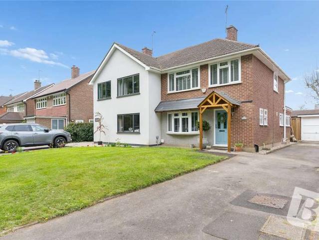 House for sale in Navestock Side, Essex