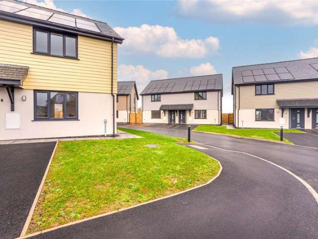 House for sale in Llanfair-Mathafarn-Eithaf, Brynteg