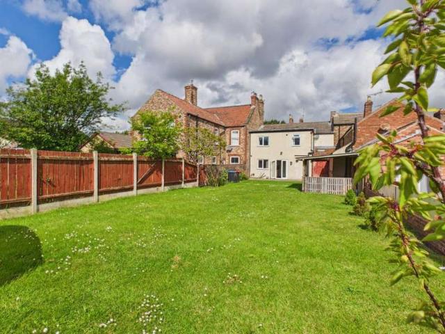 House for sale in Norton-on-derwent, North Yorkshire