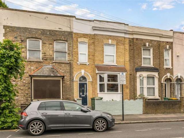 House for sale in London Borough of Newham, Greater London