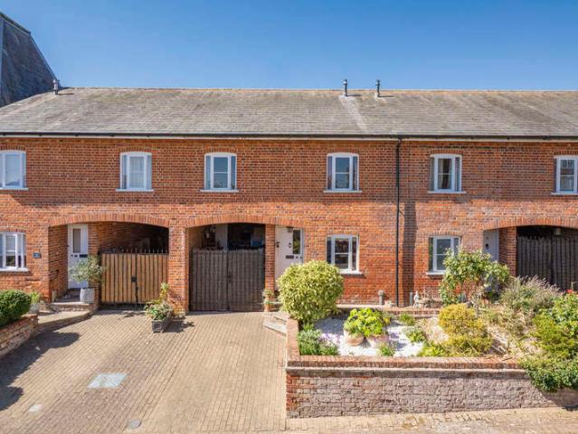 House for sale in Chelmondiston, Suffolk