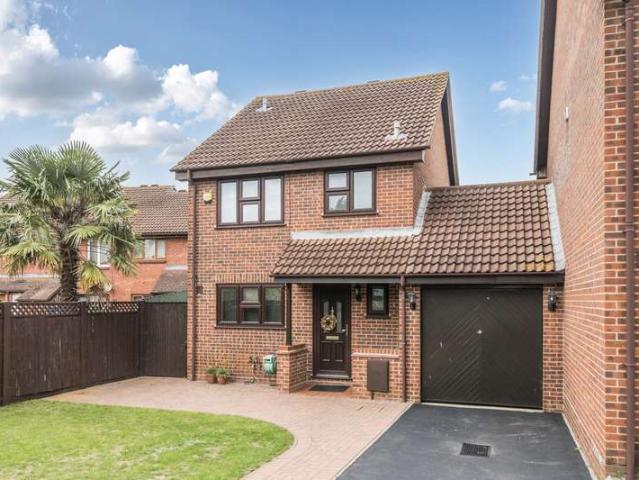 House for sale in London Borough of Hillingdon, Greater London