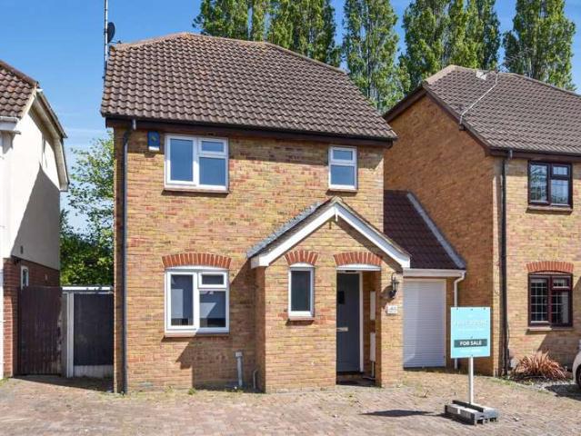 House for sale in North Shoebury, Alton Barnes