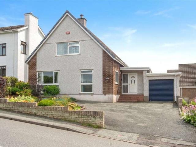 House for sale in Pentre Uchaf, Llanfairpwllgwyngyll