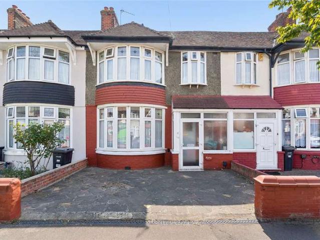 House for sale in Loxford, Seven Kings