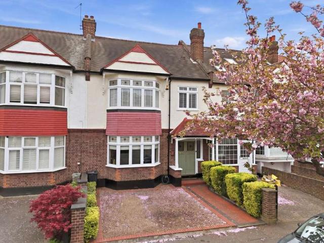 House for sale in Wanstead, Greater London