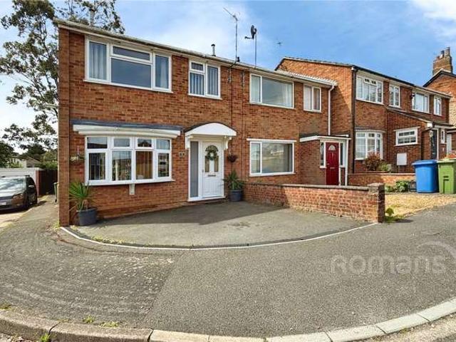 House for sale in North Town, Aldershot