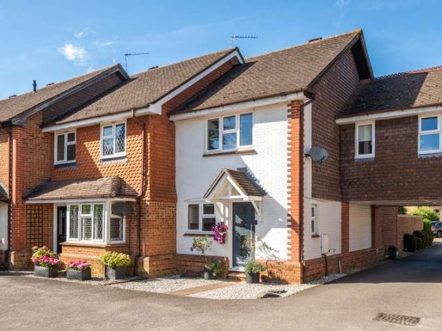 House for sale in Row Town, Surrey