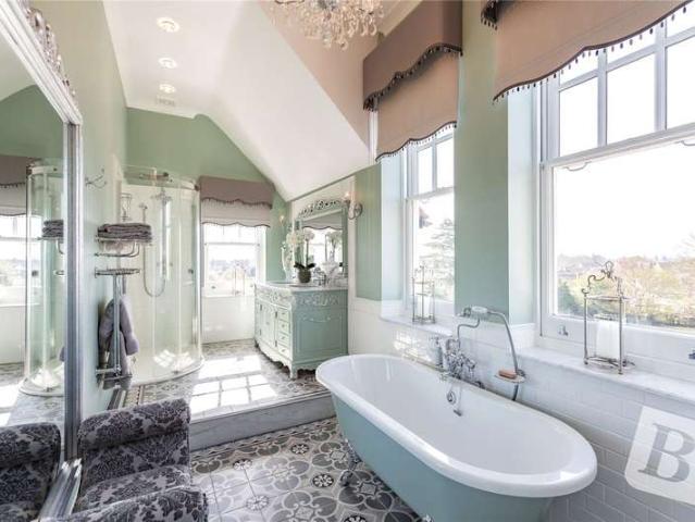 House for sale in Ongar, Epping