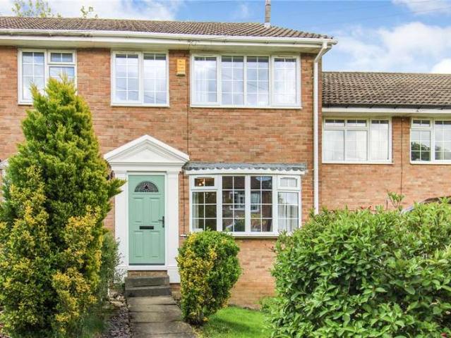 House for sale in Rufford Park, Yeadon