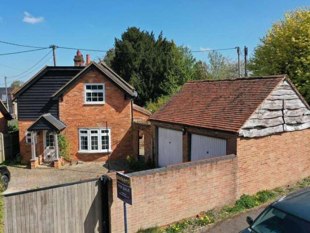 House for sale in Berrick Salome, Oxfordshire