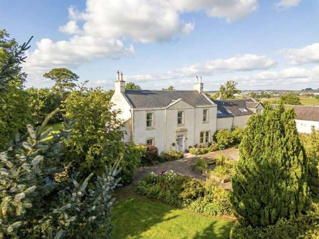 House for sale in Stewarton, Scotland