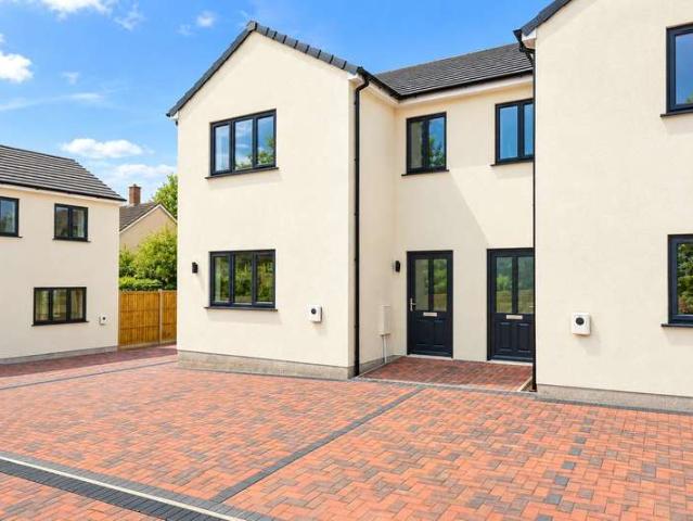 House for sale in Barrs Court, Cadbury Heath