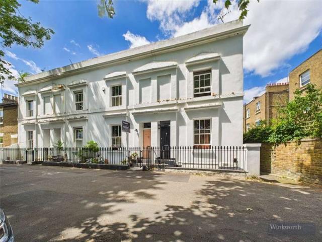 House for sale in Surbiton, Greater London