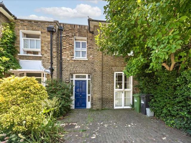 House for sale in Brook Green, Greater London