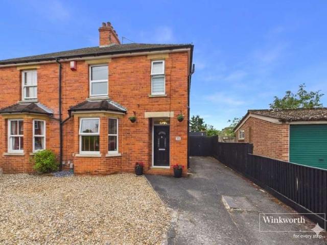 House for sale in Wash Common, Enborne