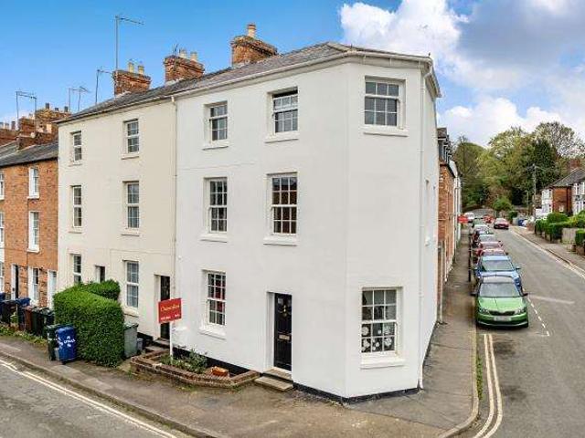 House for sale in Evershot, Oxfordshire