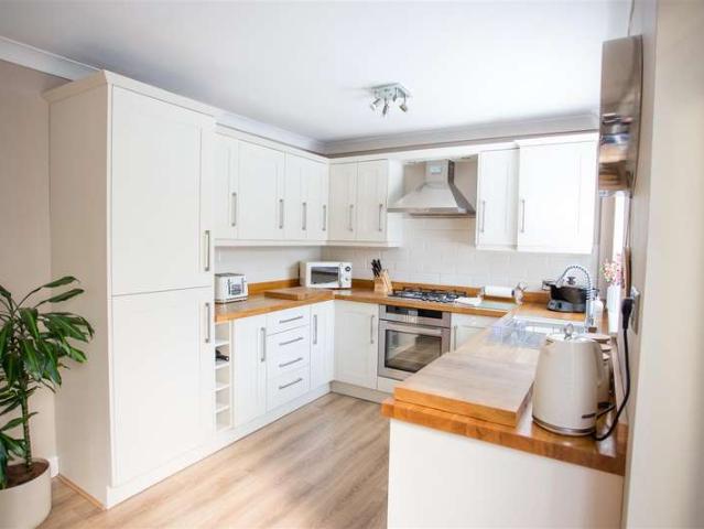 House for sale in Beechwood, Halton