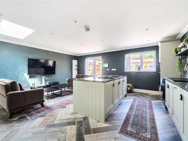 House for sale in Chalvey, Slough