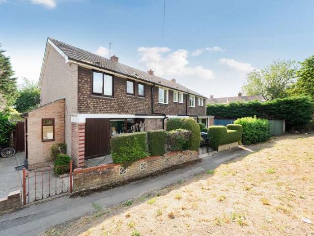 House for sale in Blackbird Leys, The Slade