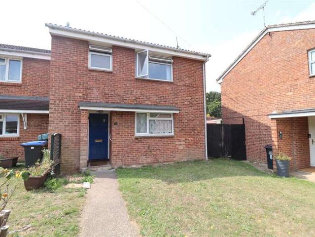 House for sale in Goldsworth Park, Woking