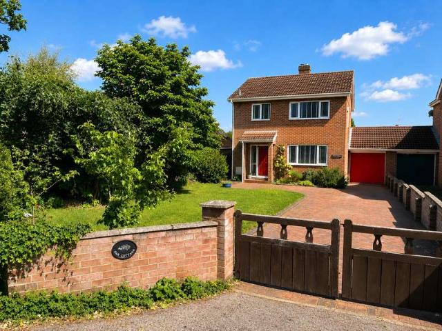 House for sale in Barton Stacey, Hampshire