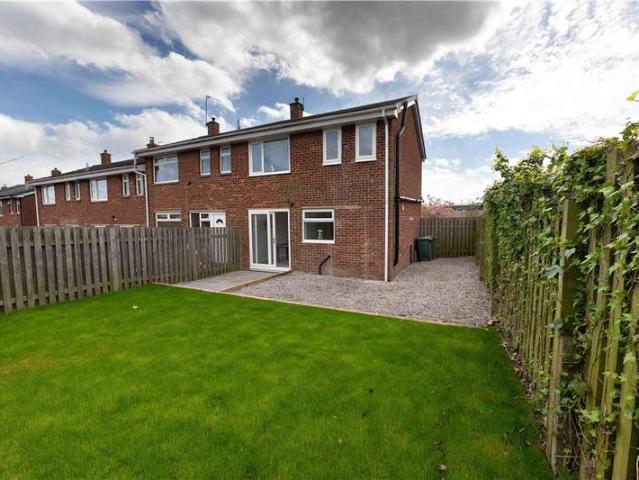 House for sale in Howden Clough, West Yorkshire