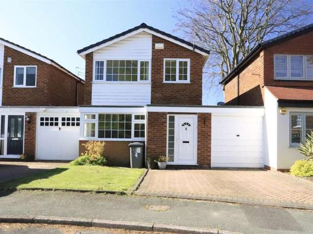 House for sale in Oughtrington, Warrington