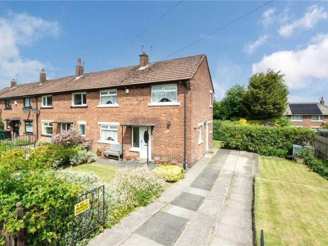 House for sale in Cottingley, West Yorkshire